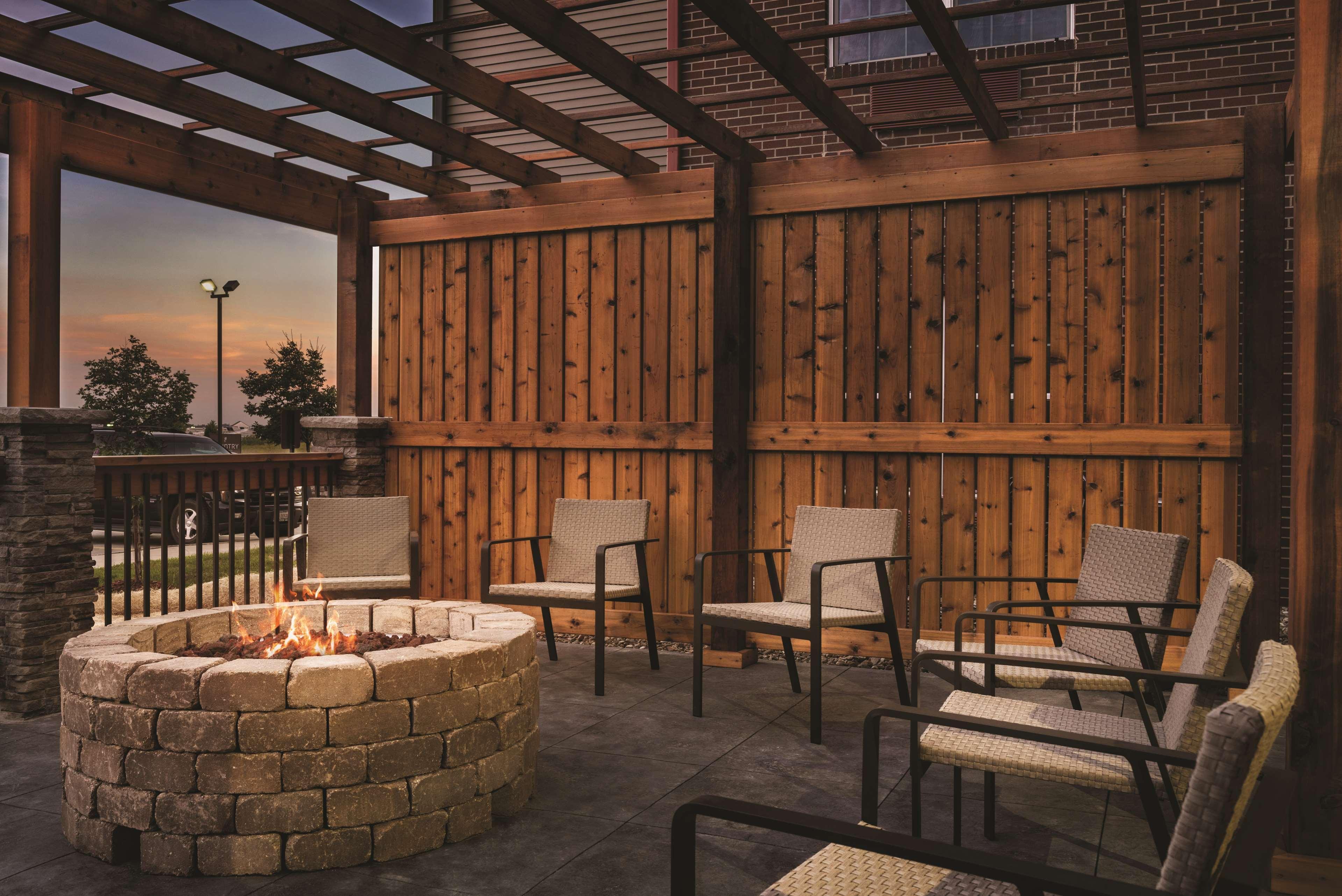 Country Inn & Suites By Radisson, Coralville, Ia Exterior foto